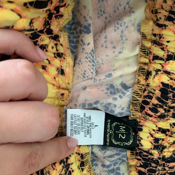 Short - Picture 2 of 2